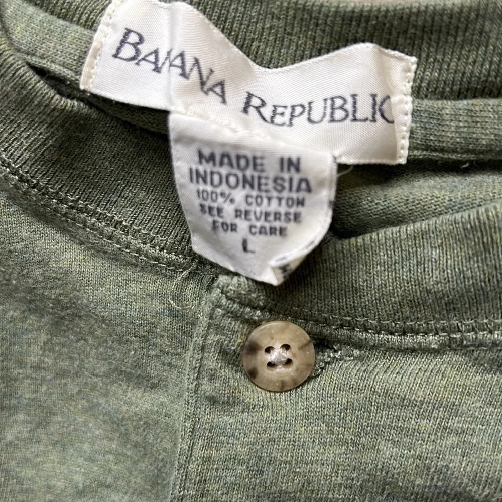 Banana republic cotton men’s button up long sleeve T-shirt large sage green
